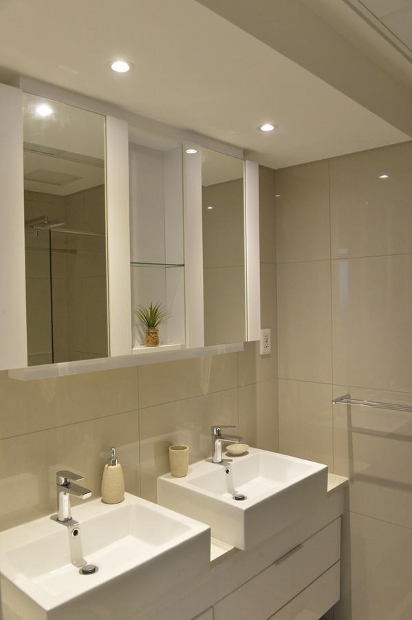 Urban Awe Apartment-Itowers 23Rd Floor กาโบโรเน ภายนอก รูปภาพ